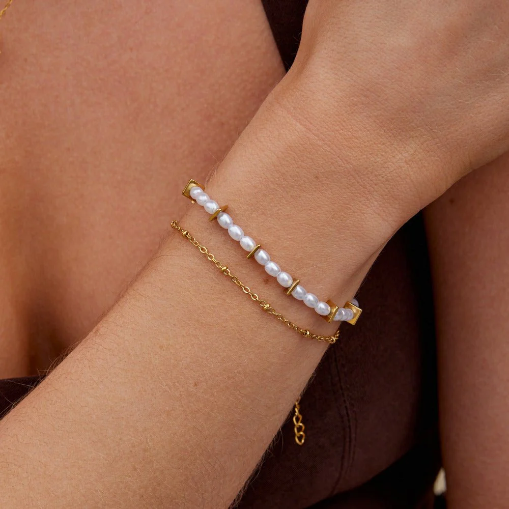Aria Layered Pearl Bracelet - Image 2