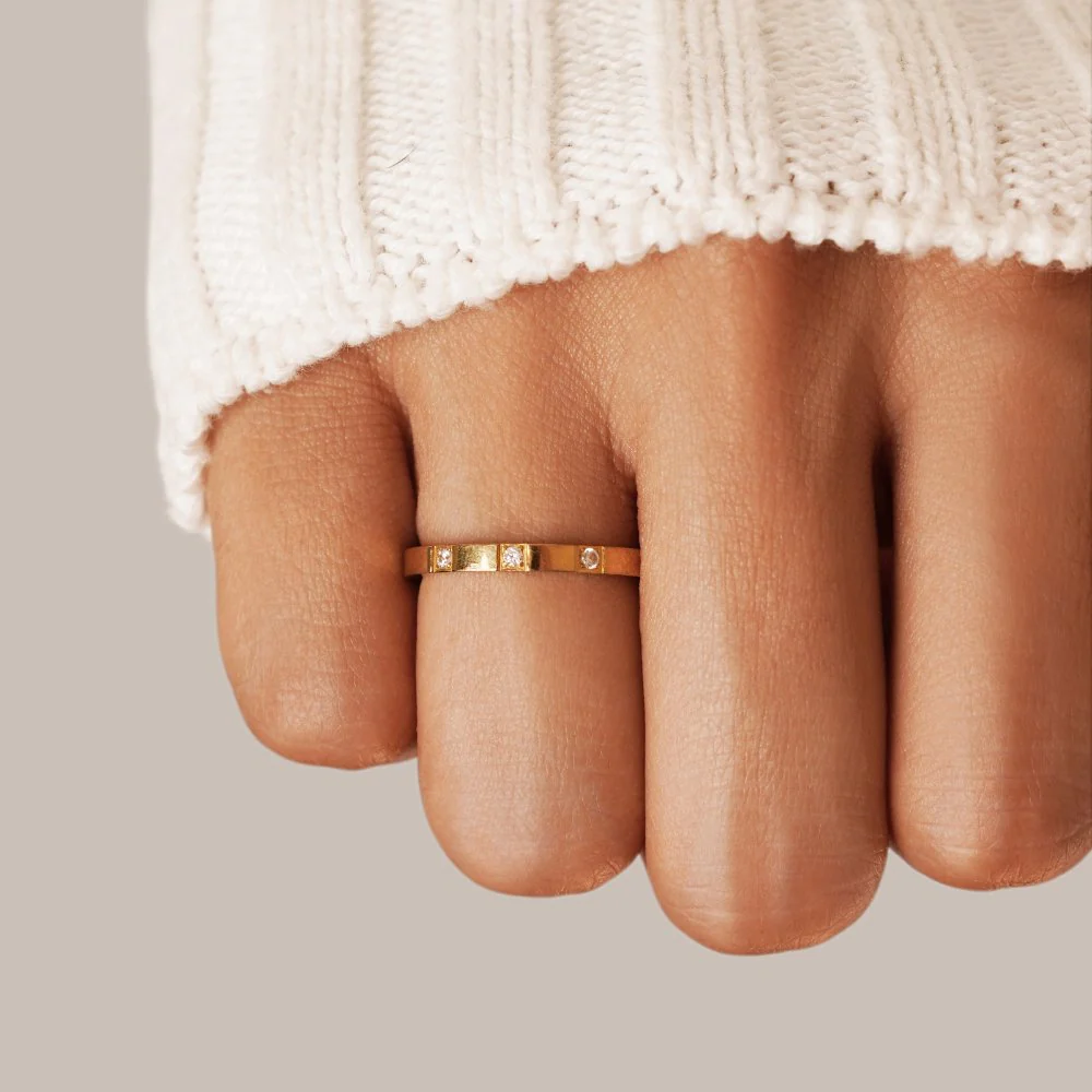 Lucia Crystal Ring - Image 2