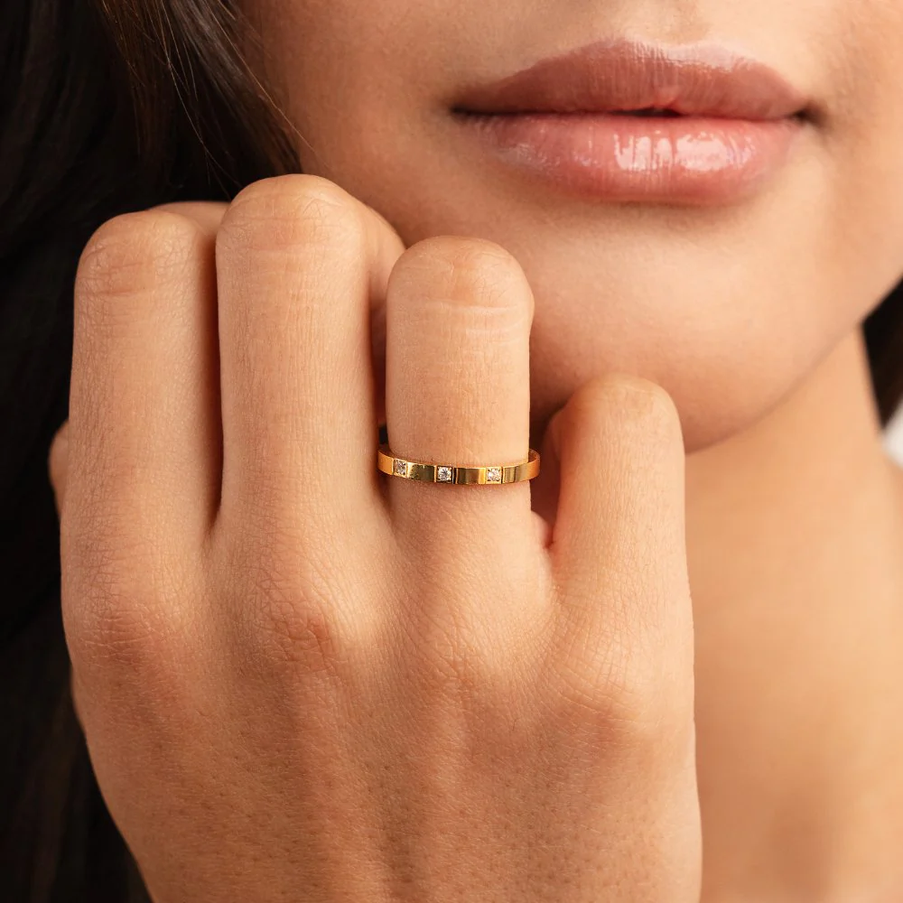 Lucia Crystal Ring - Image 3